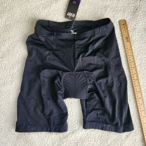 Beroy Cycling Shorts Womens 2XL Black Spandex Blend Padded